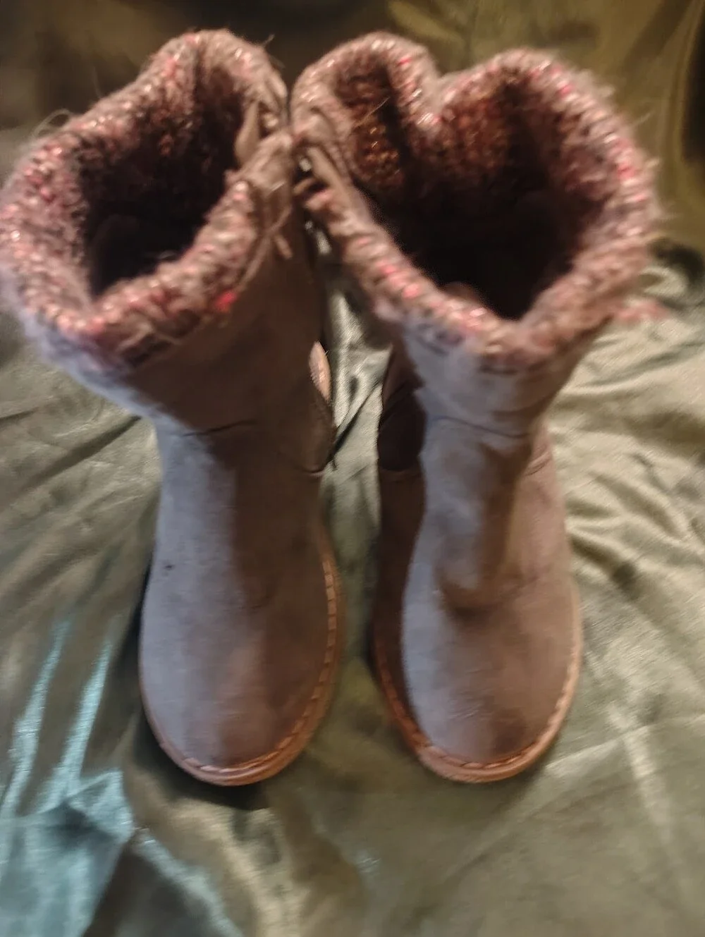 Target Girls Size 10 Grey Faux Suede Side Zip Winter Boots Sweater Cuff Back Tie